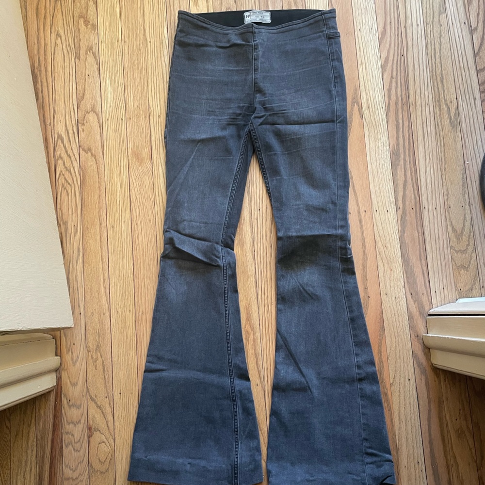 Free People Penny Pull on Jeans Gray Charcoal Y2K Flares
